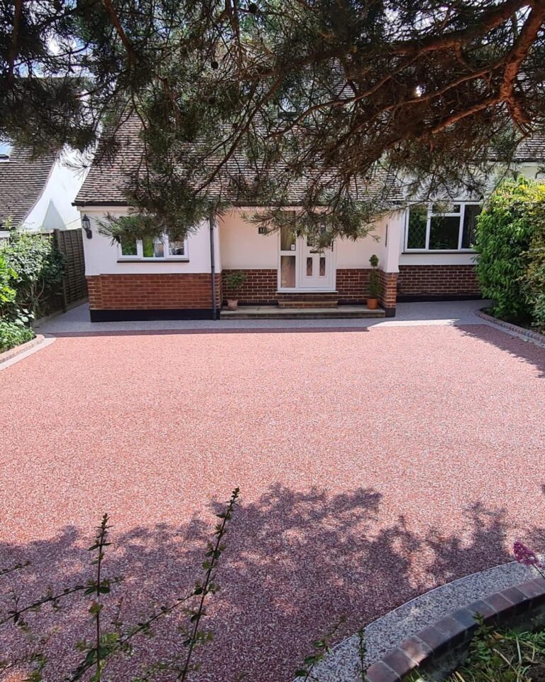 Beautiful resin bound driveway